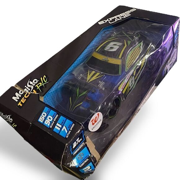 Walgreens Exclusive Maisto Tech R/C Electronics Express Lane Remote Control Car - Picture 3 of 8
